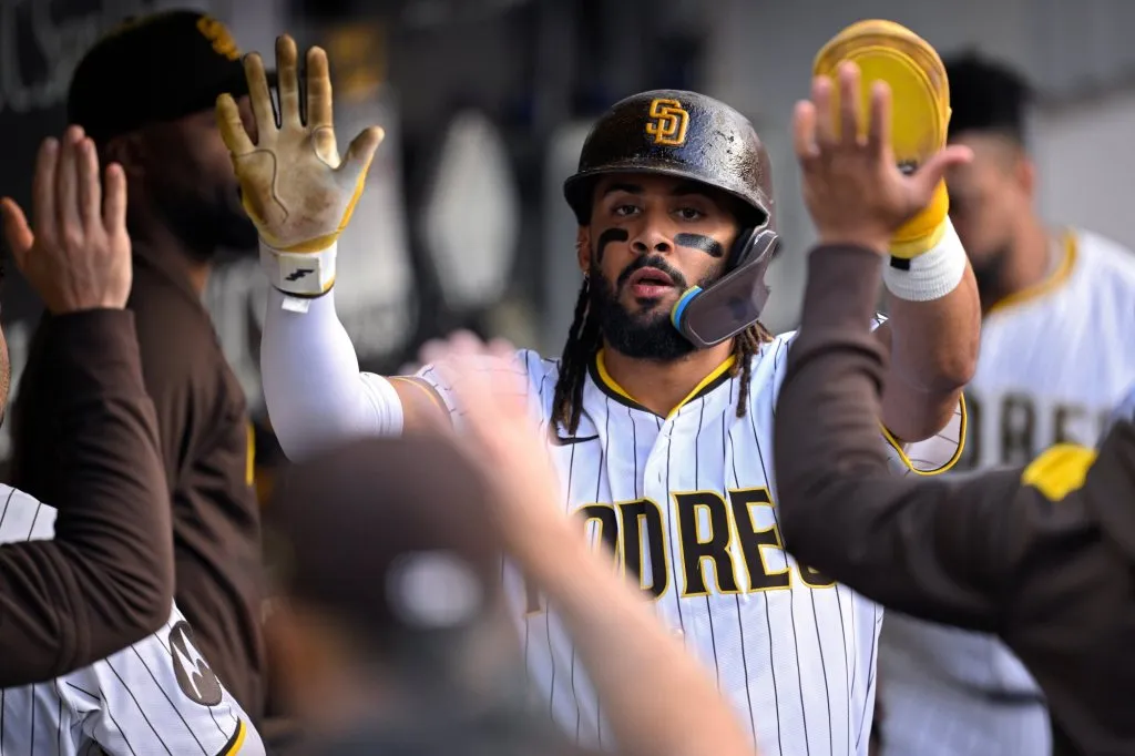 Fernando Tatis Jr. Padres Ajukan Gugatan Batalkan Kesepakatan Pendapatan Masa Depan - San Diego Union