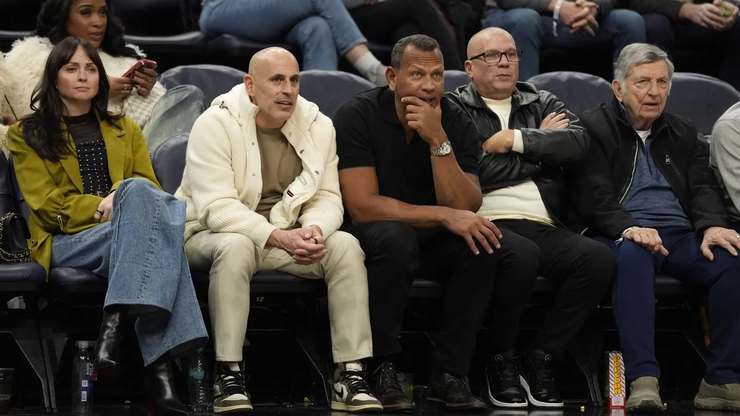 Pemilik NBA Setujui Penjualan Wolves dan Lynx WNBA Senilai $1,5 Miliar dari Taylor ke Grup Lore-Rodriguez dengan Suara Bulat