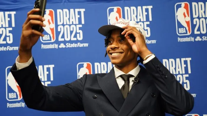 "Rasanya Kami Berdua Dipilih Hari Ini": Pilihan Wizards Tre Johnson, Mantan Ayah 'Kritikus Terburuk' Berbagi Momen