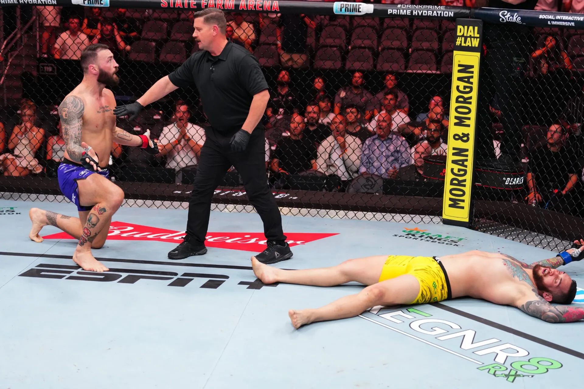 Wasit UFC Legendaris Berkomentar tentang Momen Memalukan 'Layak Oscar' di UFC Atlanta yang Berujung No-Contest