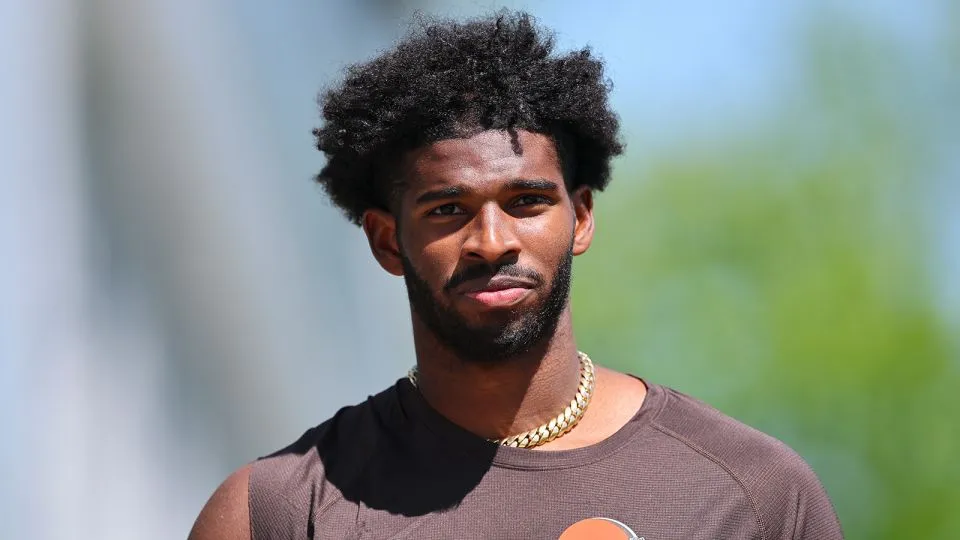 QB Rookie Browns Shedeur Sanders Ditilang karena Mengemudi 162 km/jam di Pinggiran Kota Cleveland, Kata Polisi