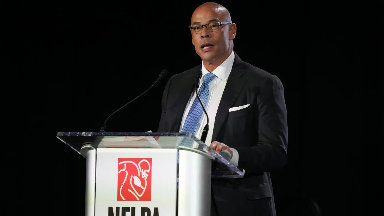 Ketua NFLPA Bekerja untuk Perusahaan yang Disetujui Berinvestasi di NFL